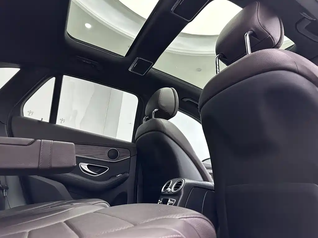 Mercedes-Benz GLC 2022 — фото 16