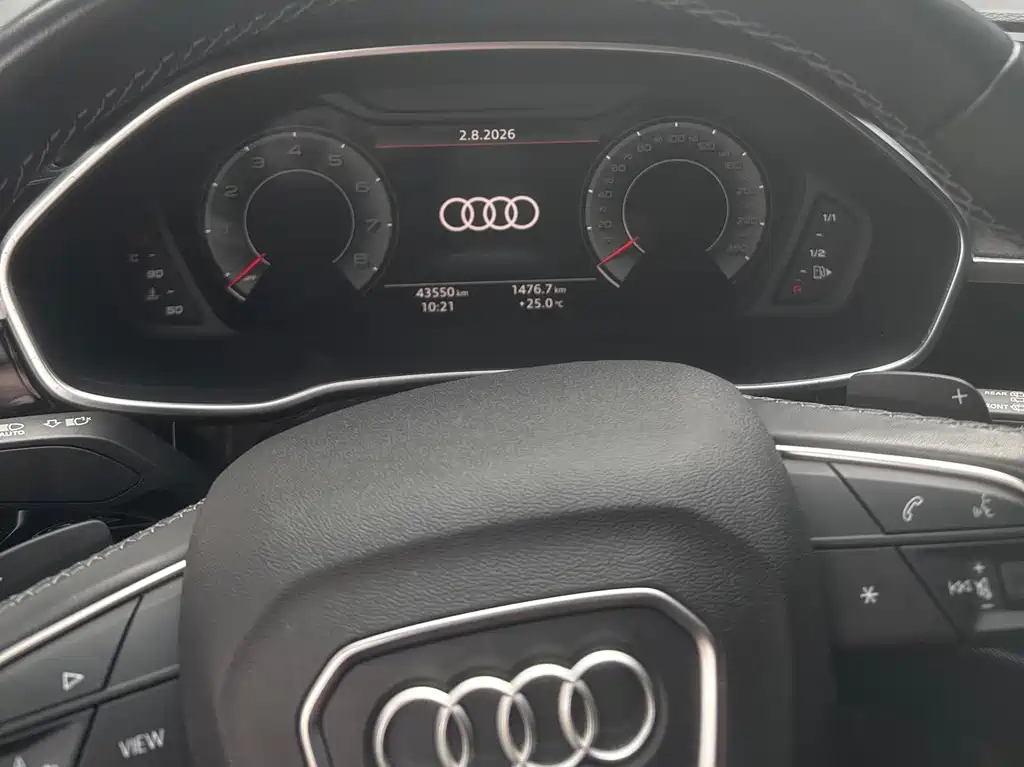 Audi Q3 2022 — фото 12