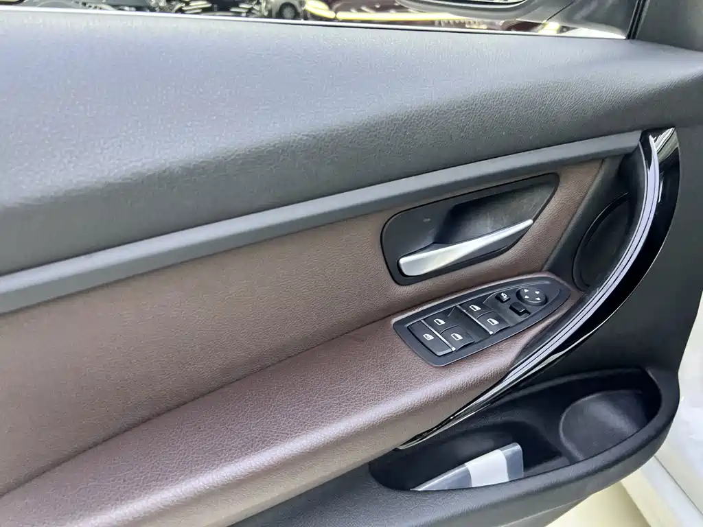 BMW 3 Series 2018