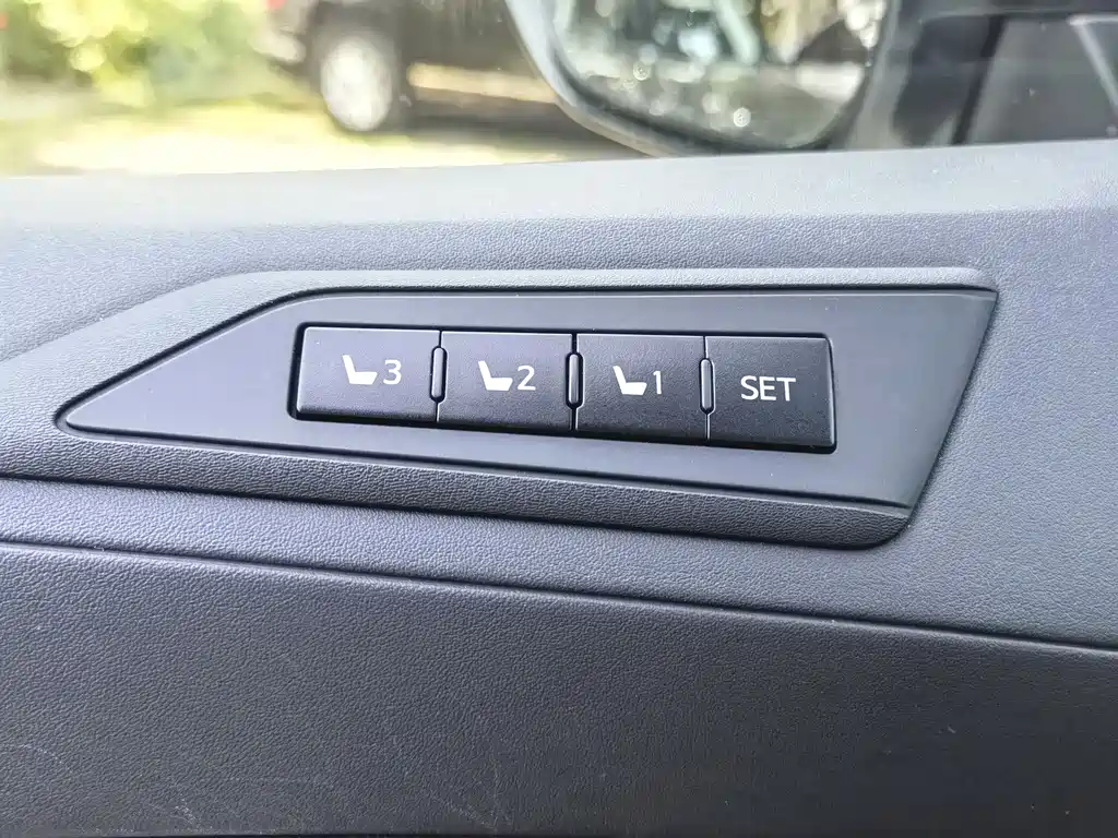 Toyota Vellfire 2020 — фото 26
