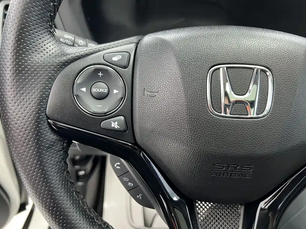Honda Vezel 2022 — фото 13