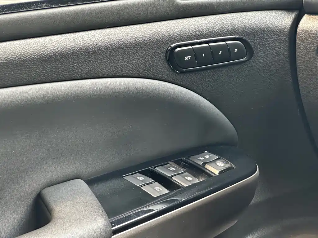 GAC Trumpchi GS8 2021 — фото 11