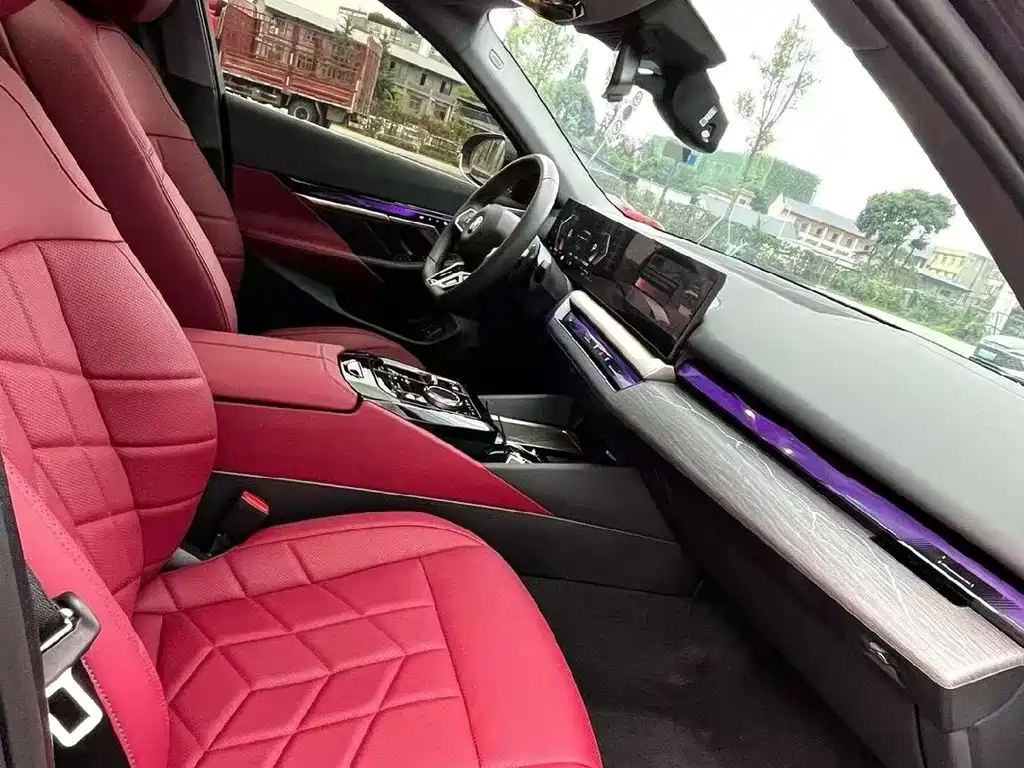 BMW 5 Series 2024