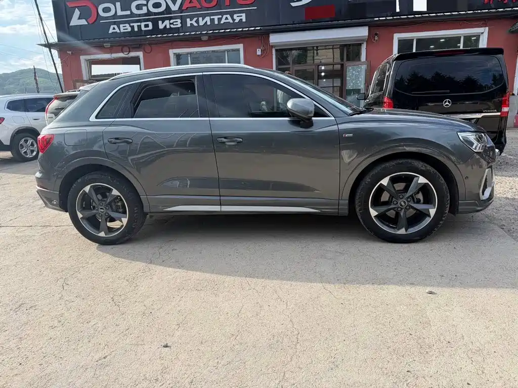 Audi Q3 2023