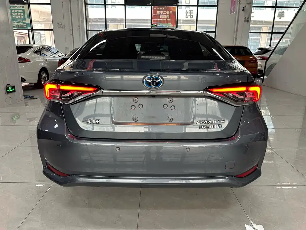 Toyota Corolla 2020 — фото 8