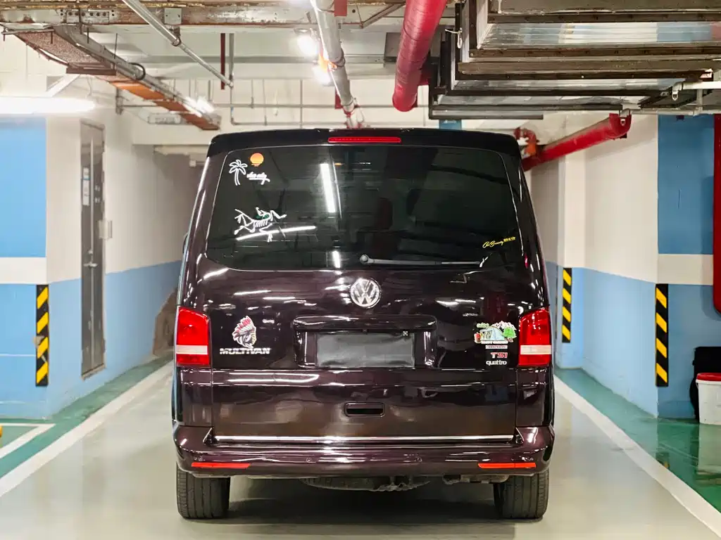 Volkswagen Multivan 2015 — фото 16