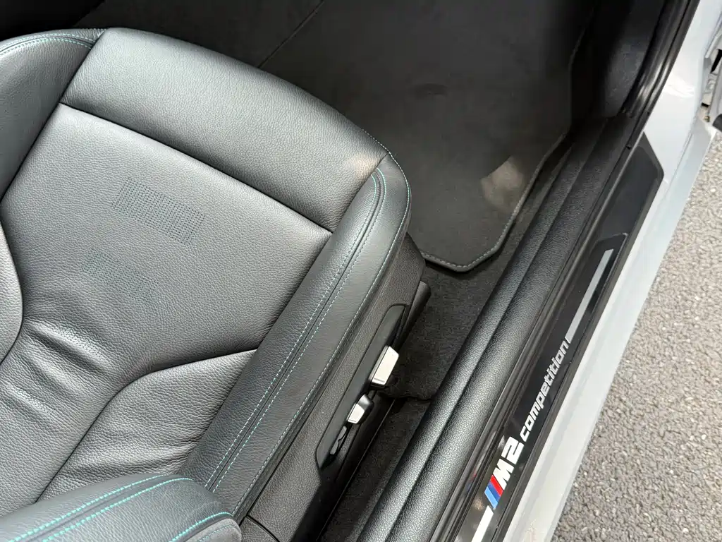 BMW M2 2019 — фото 11