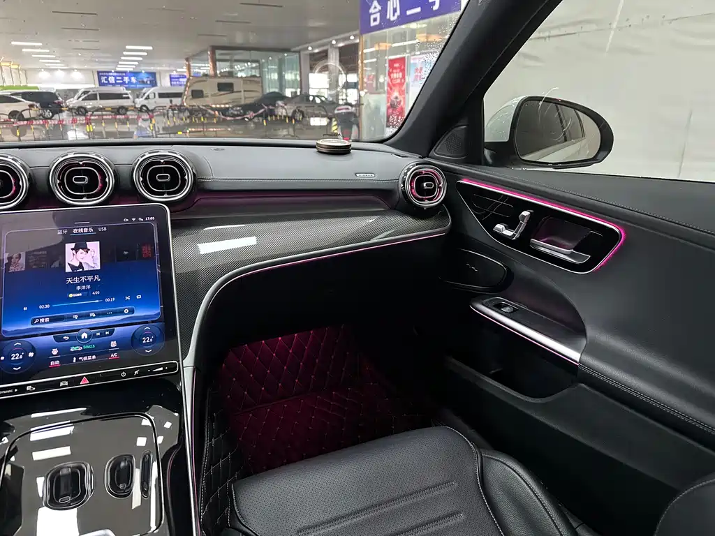 Mercedes-Benz C-Class 2022 — фото 16