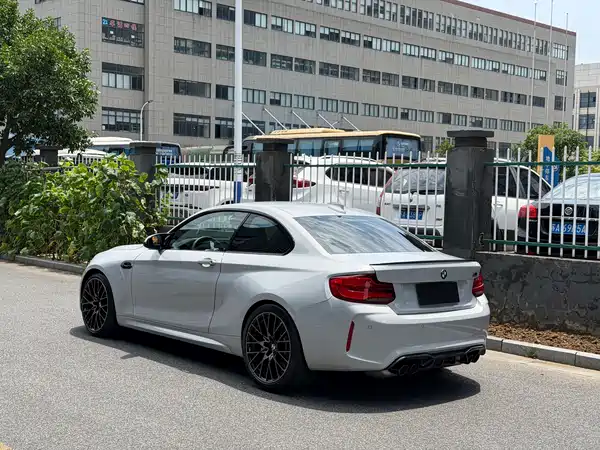 BMW M2 2019