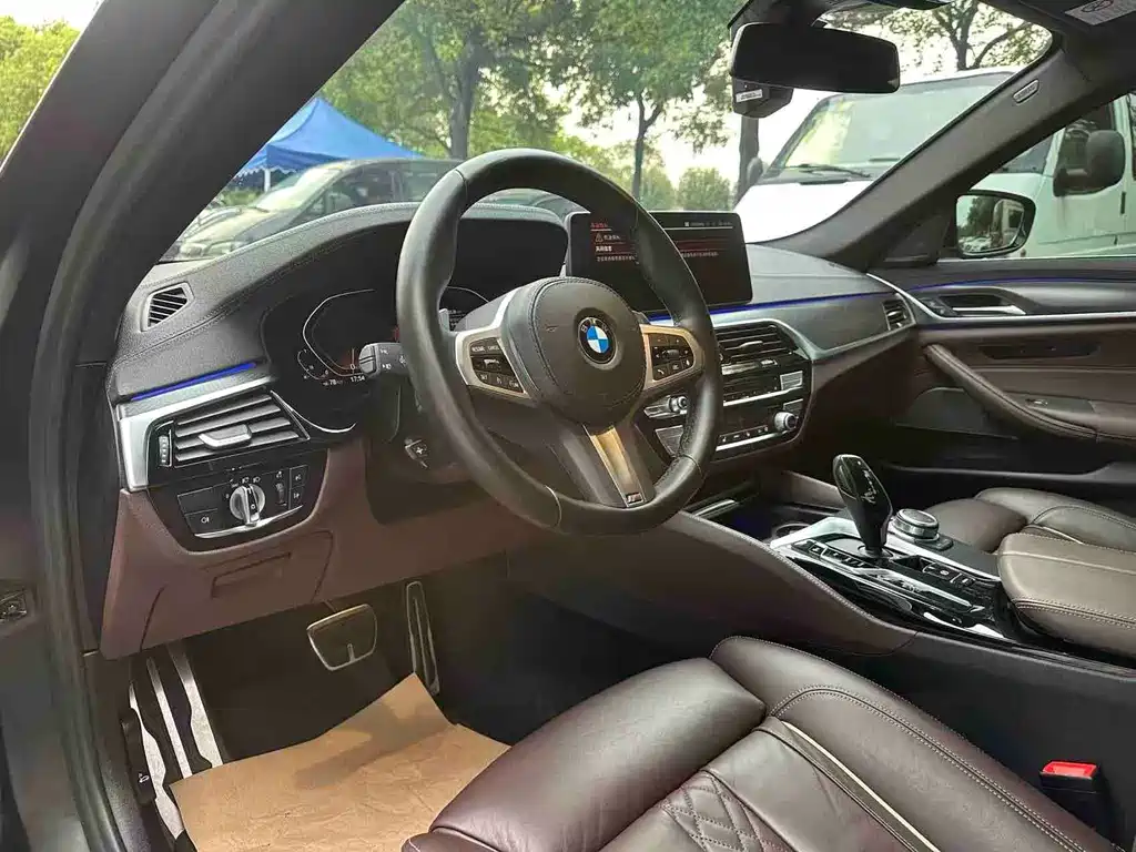 BMW 5 Series 2022