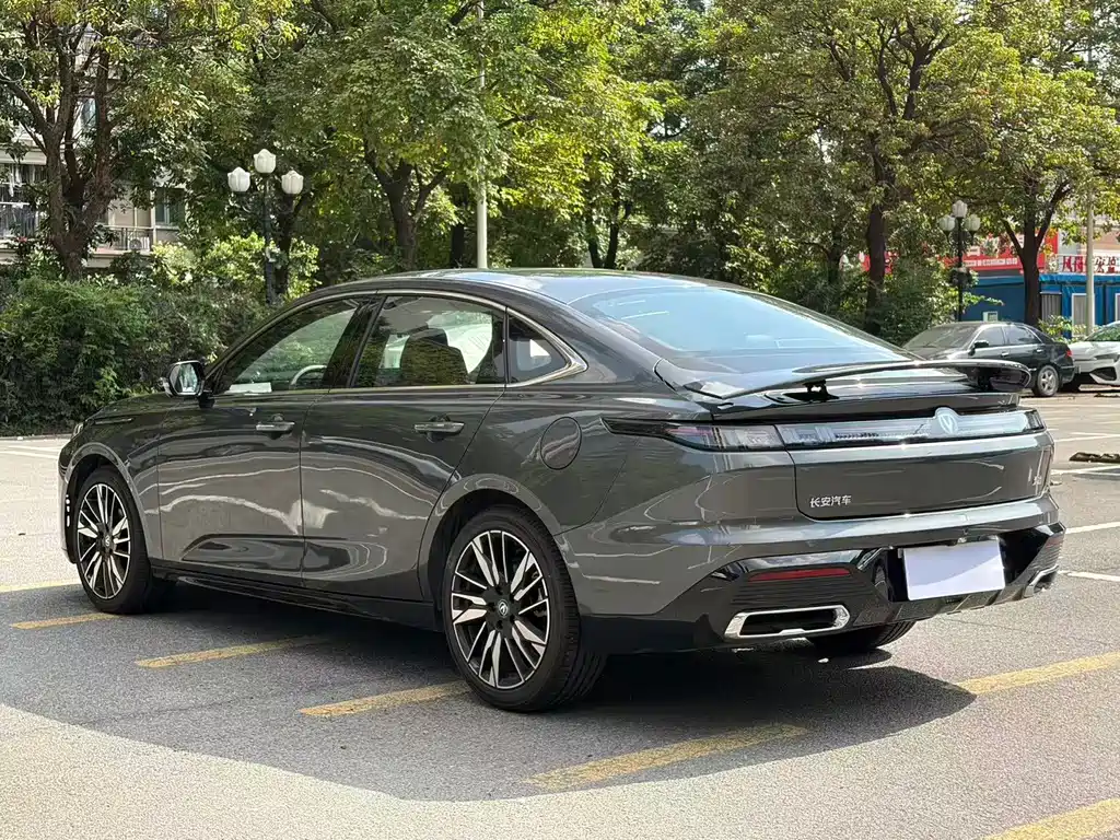 Changan Eado 2025 — фото 14