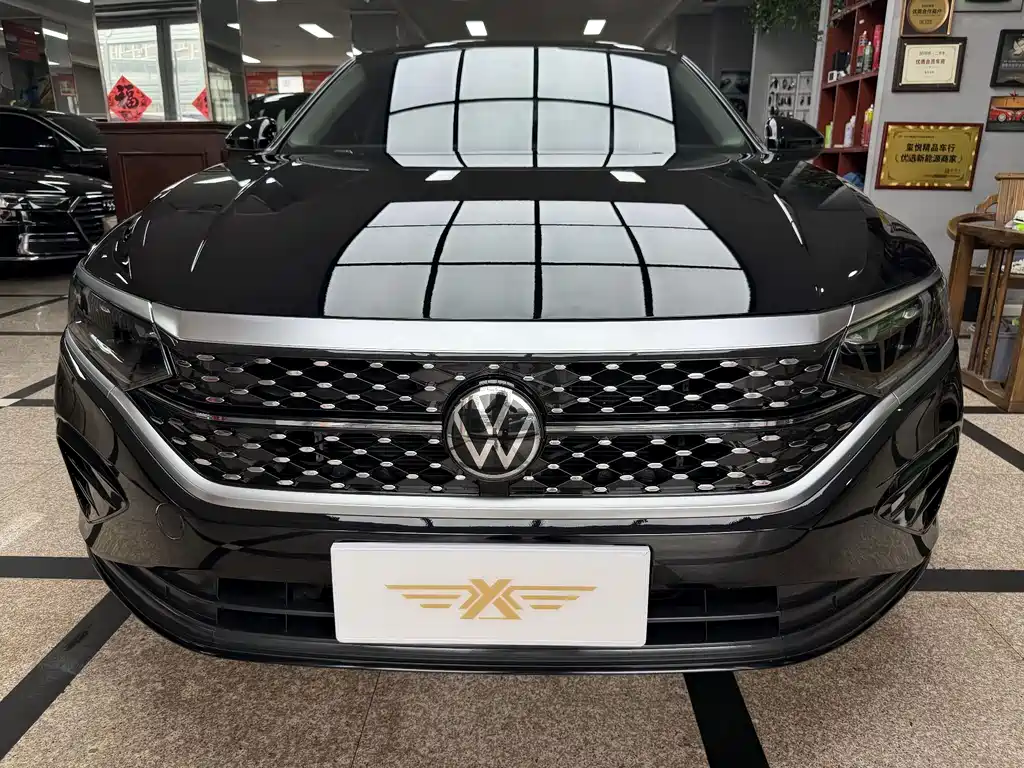 Volkswagen Passat 2024