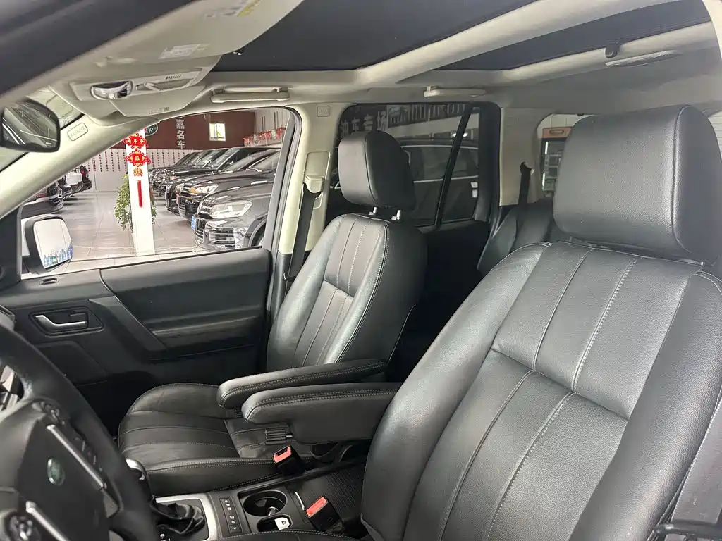 Land Rover Freelander 2 2014 — фото 24
