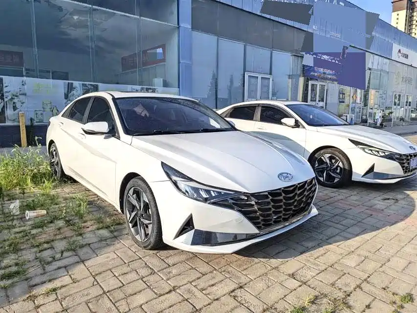 Hyundai Elantra 2021