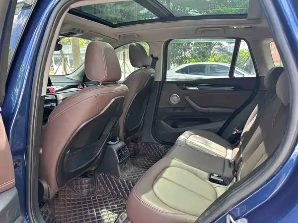 BMW X1 2021
