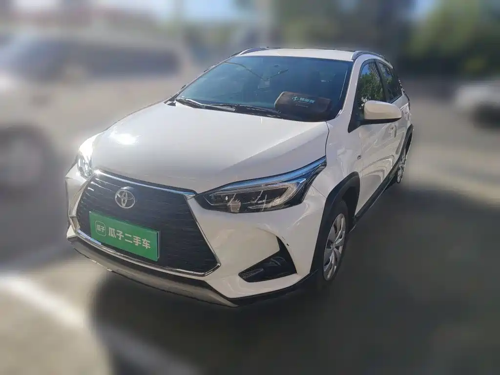 Toyota Yaris L 2021
