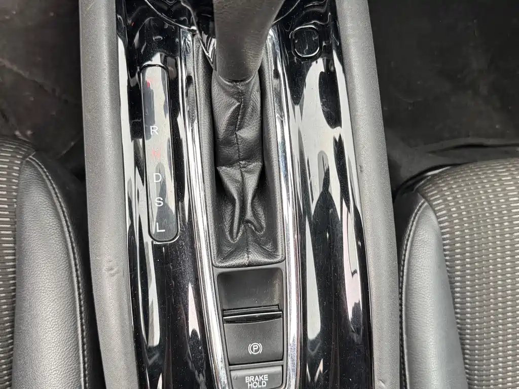 Honda Vezel 2017 — фото 10
