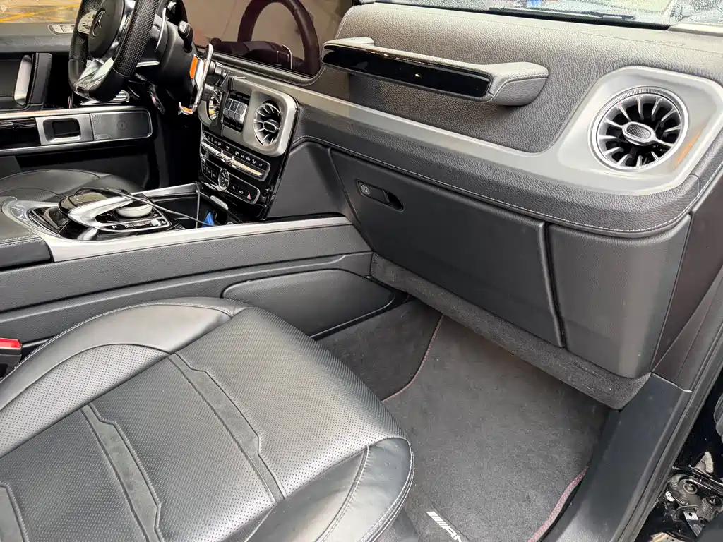 Mercedes-Benz G-Class AMG 2023 — фото 12