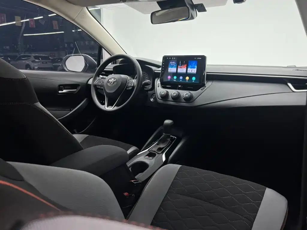 Toyota Corolla 2023 — фото 10