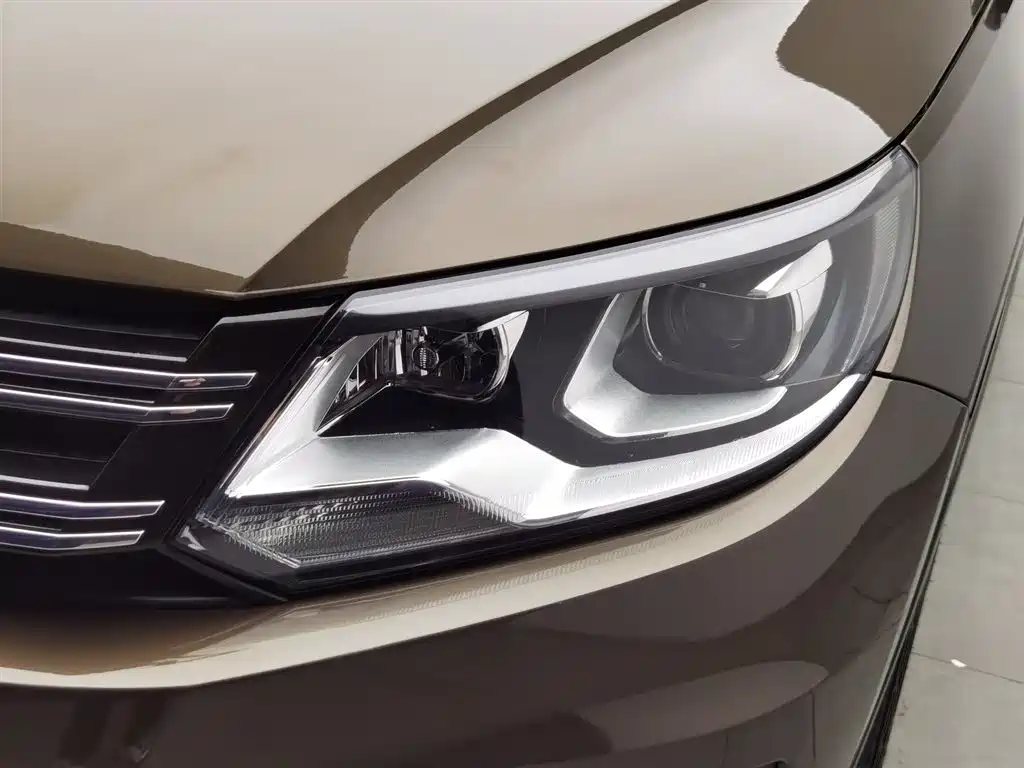 Volkswagen Tiguan 2016 — фото 7