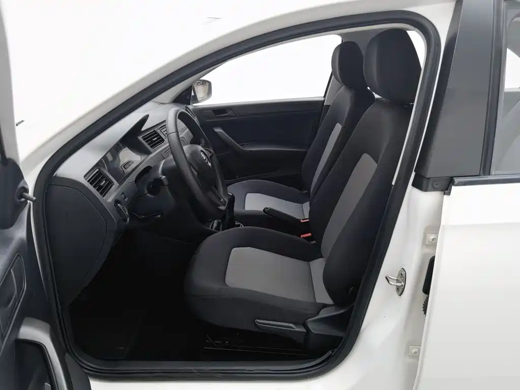 Skoda Rapid 2020 — фото 10