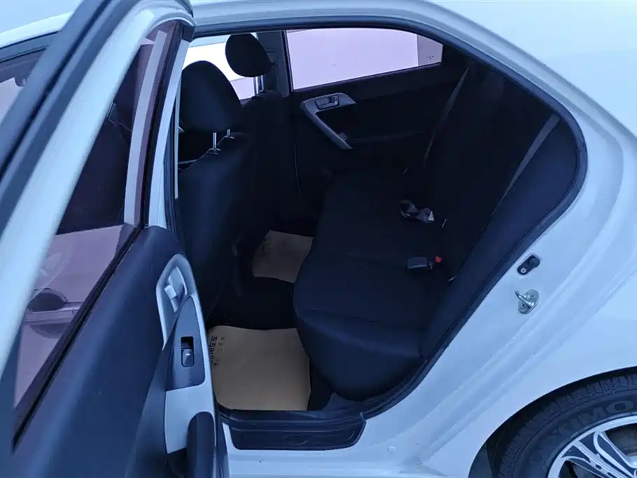 Kia Forte 2015 — фото 11