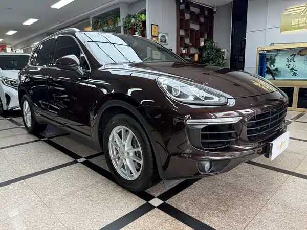Porsche Cayenne 2016