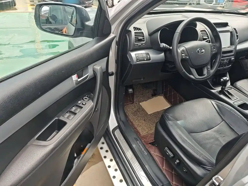 Kia Sorento 2014 — фото 16