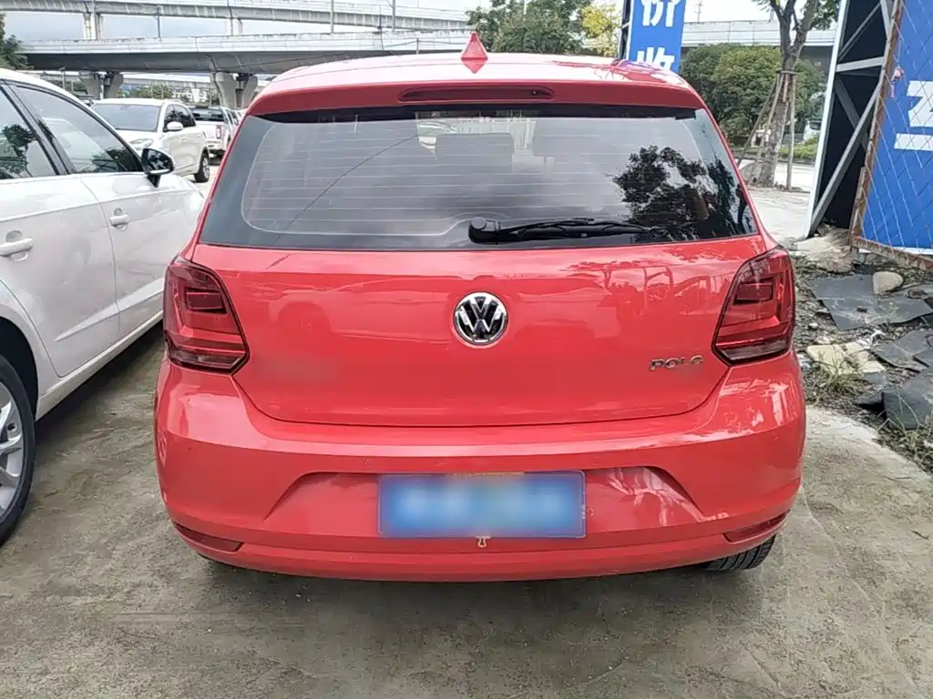 Volkswagen Polo 2016