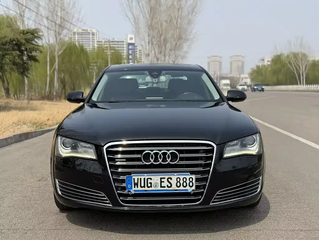 Audi A8 2013