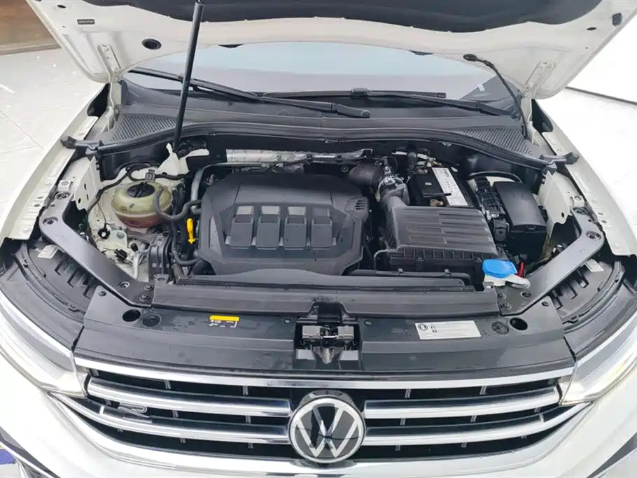 Volkswagen Tiguan L 2022 — фото 10