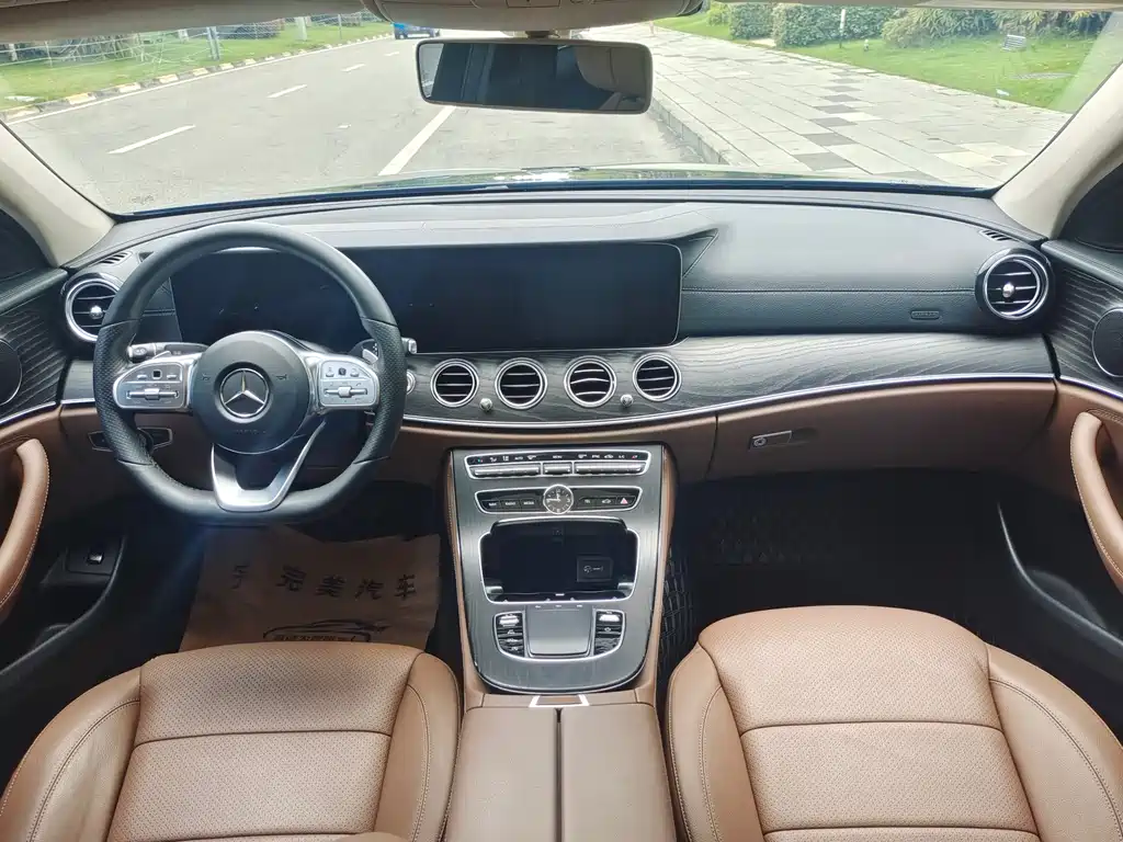 Mercedes-Benz E-Class 2020 — фото 6
