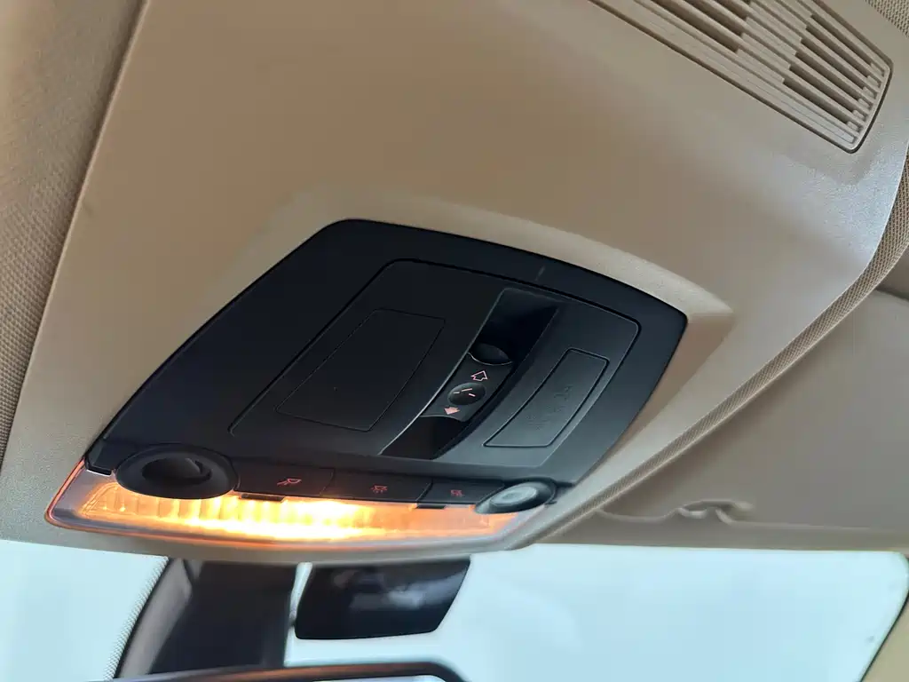 BMW X3 2012 — фото 14