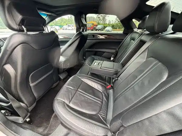 Lincoln MKZ 2017