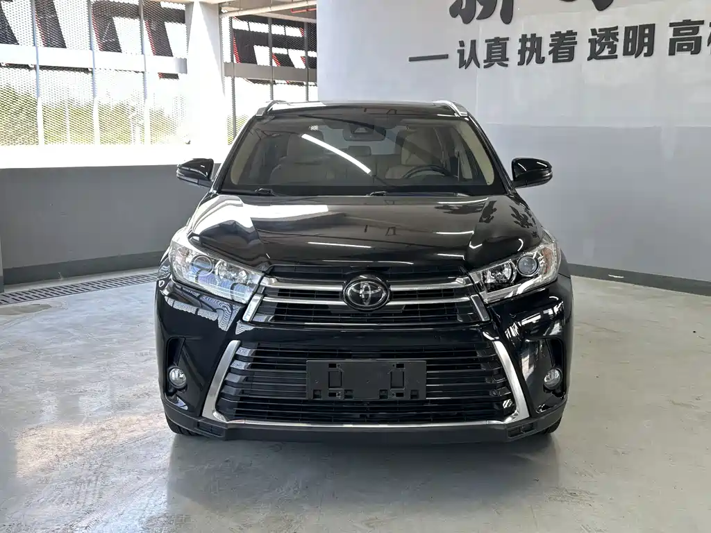 Toyota Highlander 2018 — фото 2