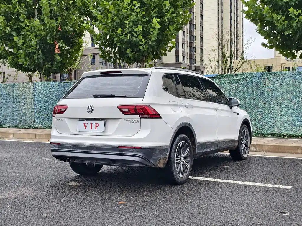 Volkswagen Tiguan L 2019 — фото 9