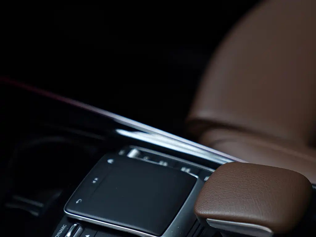 Mercedes-Benz GLB 2021
