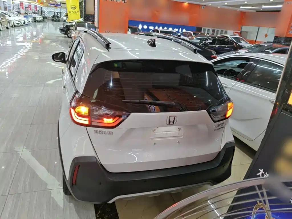 Honda LIFE 2021