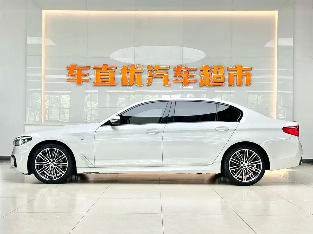 BMW 5 Series 2019