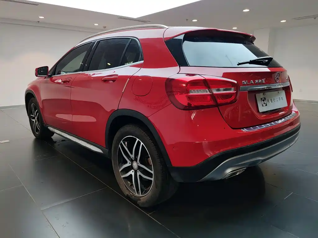 Mercedes-Benz GLA 2016 — фото 3