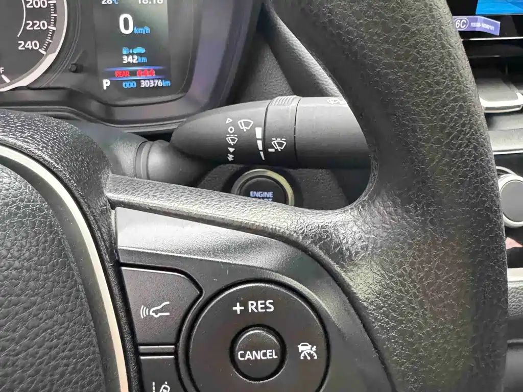 Toyota Corolla 2023 — фото 23