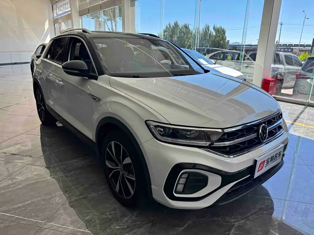 Volkswagen T-Roc 2024