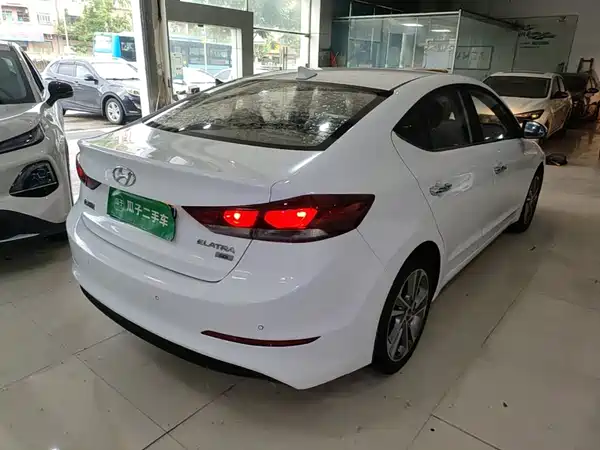 Hyundai Celesta 2018