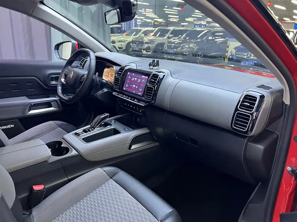 Citroën C5 Aircross 2018 — фото 12