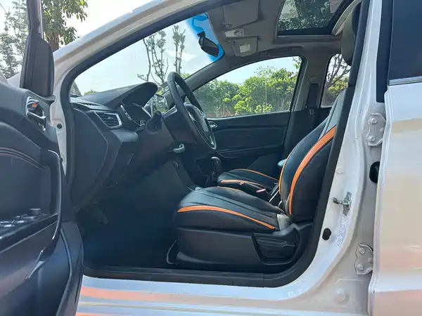 Baojun 310 2016