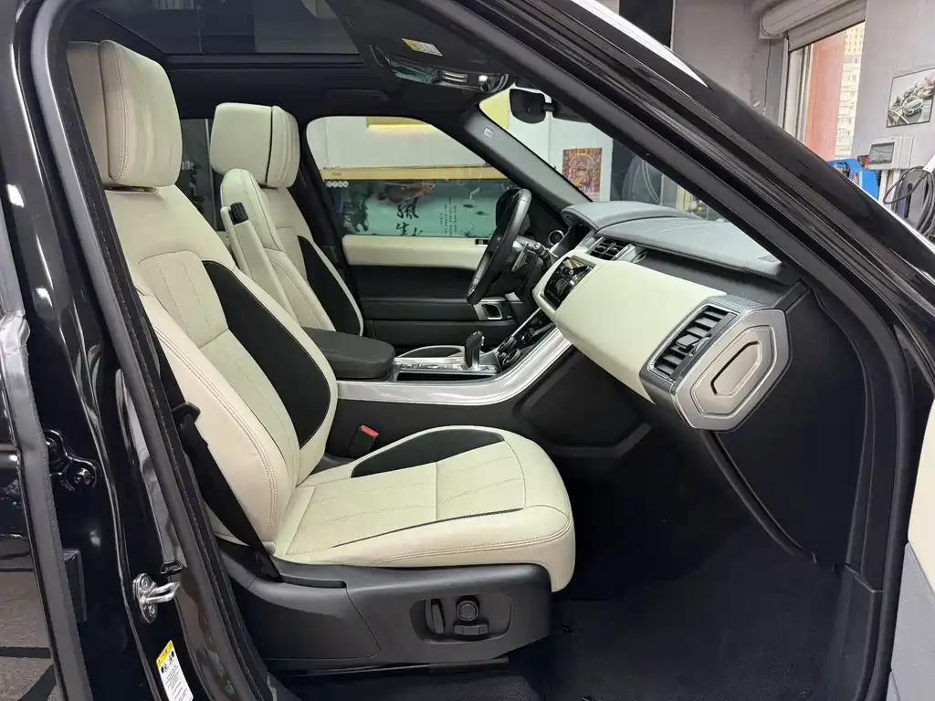 Land Rover Range Rover Sport 2019 — фото 18