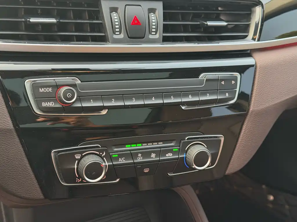BMW X1 2020 — фото 16