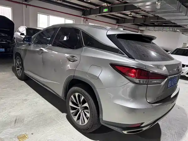 Lexus RX 2022