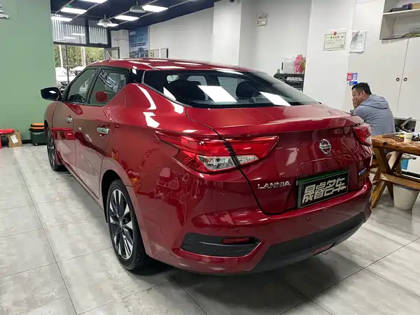Nissan Bluebird 2016
