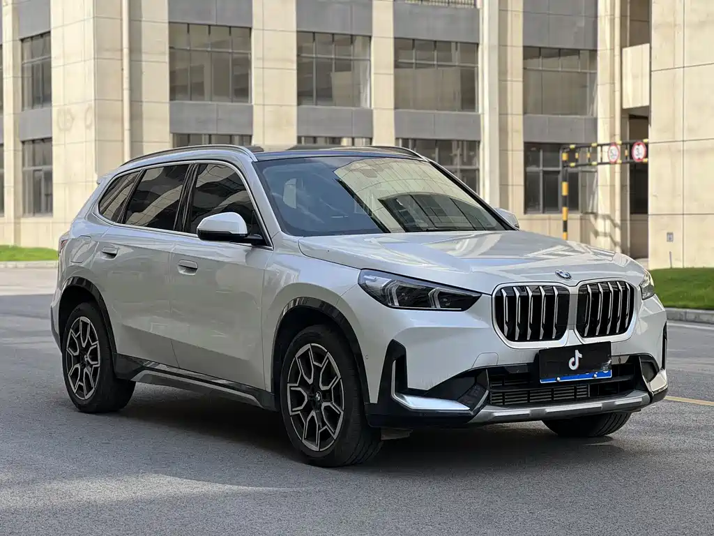 BMW X1 2025 — фото 3